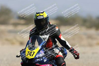 media/Dec-07-2025-CVMA (Sun) [[3e7d2de5dc]]/Race 5-Formula UL-CVMA Hooligans-American Thunder/